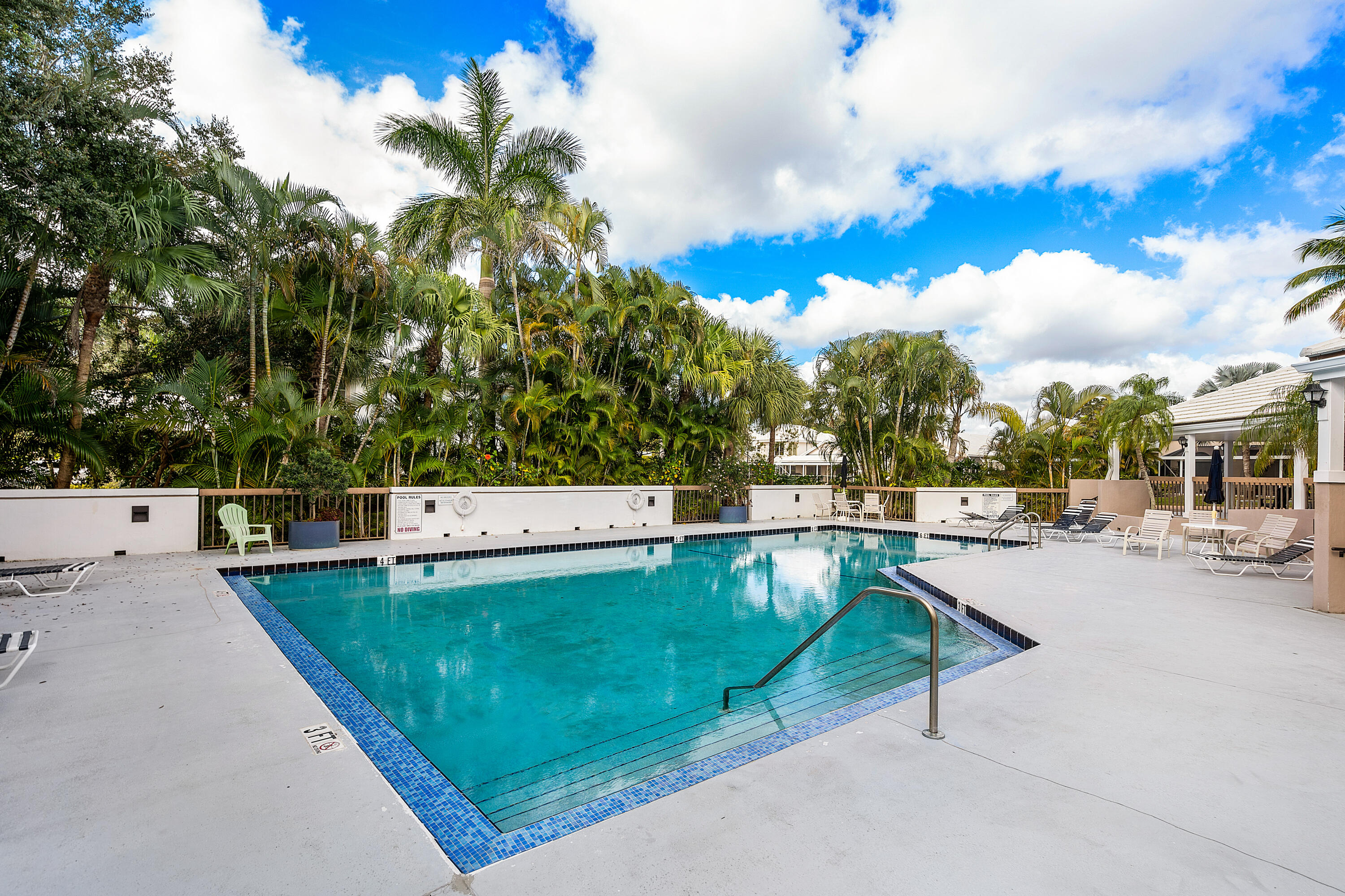 CANTERBURY AT PGA NATIONAL - Residential