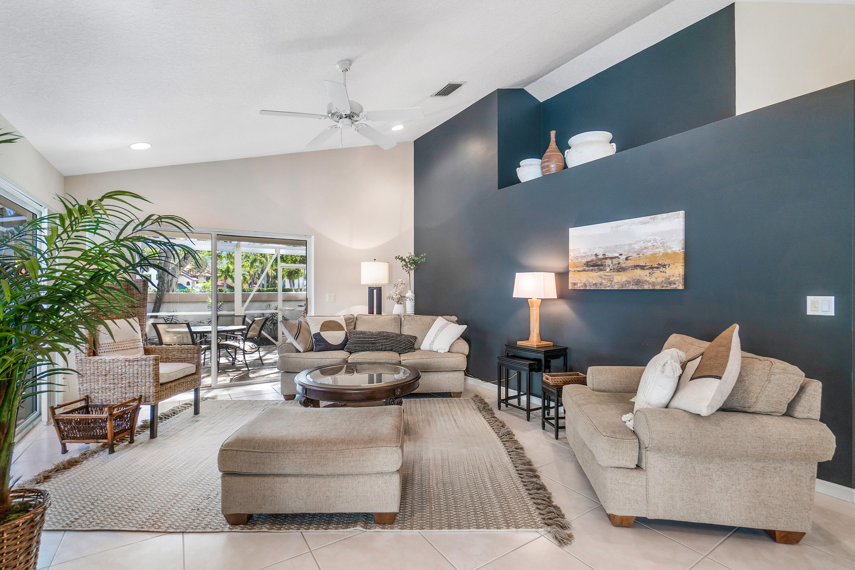 CANTERBURY AT PGA NATIONAL - Residential