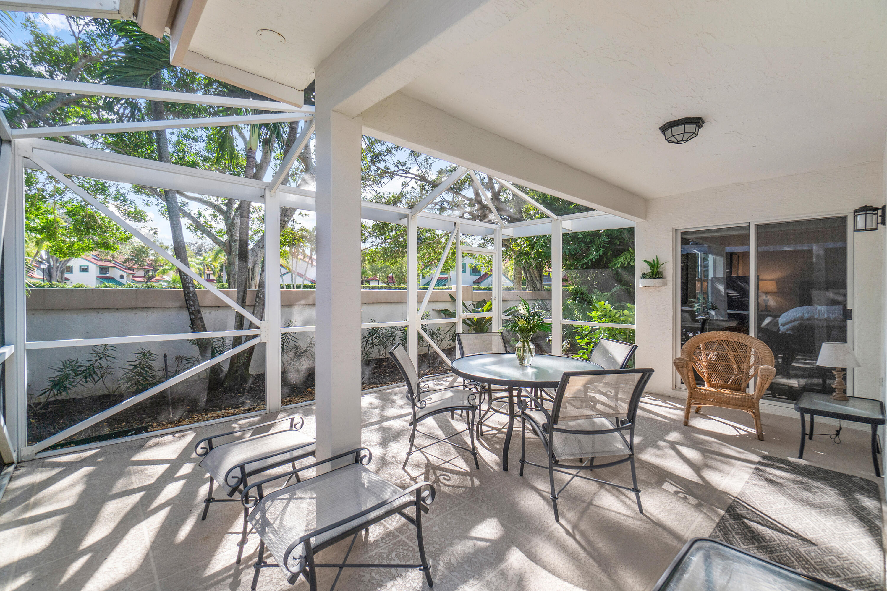 CANTERBURY AT PGA NATIONAL - Residential