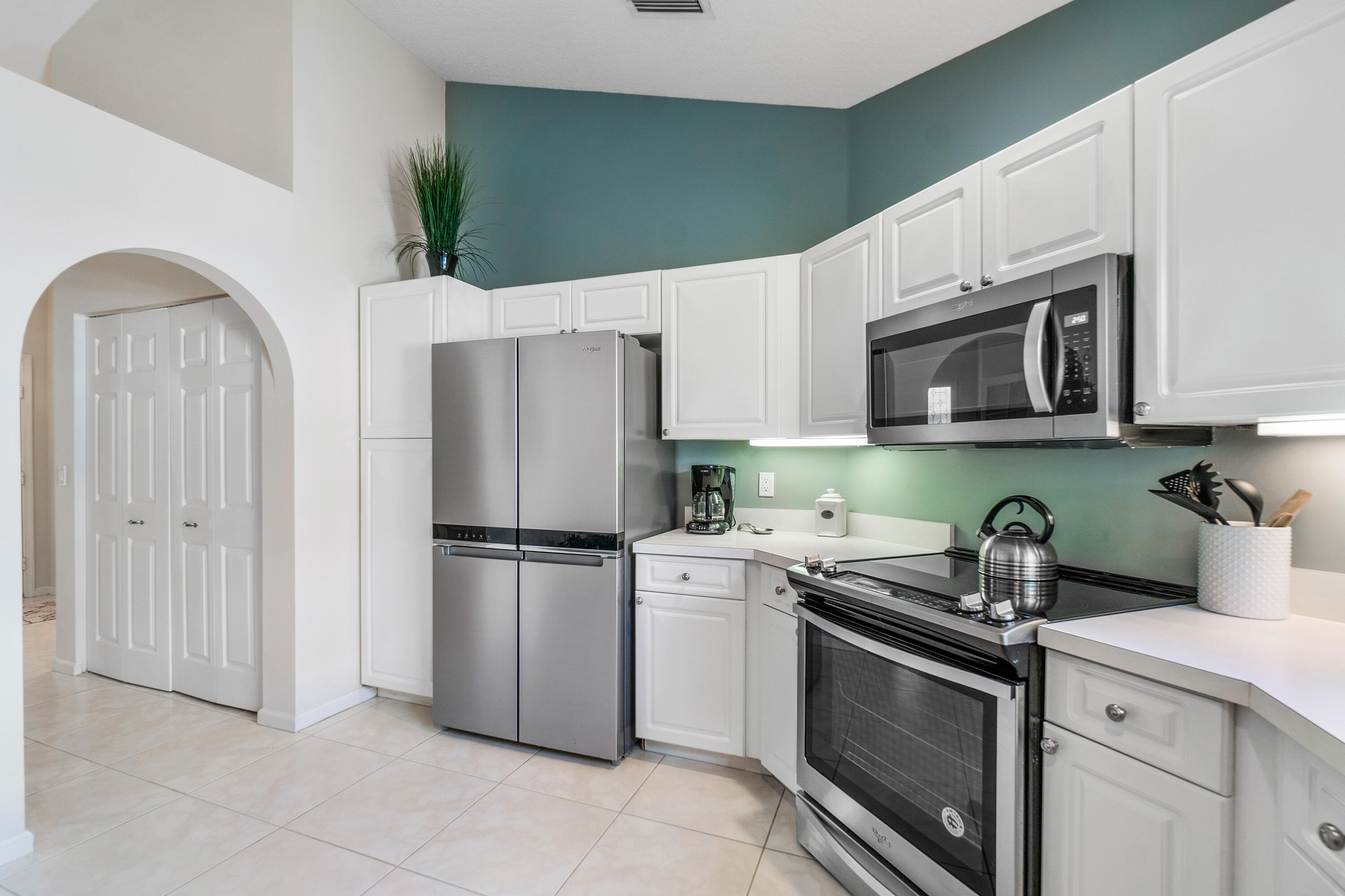 CANTERBURY AT PGA NATIONAL - Residential