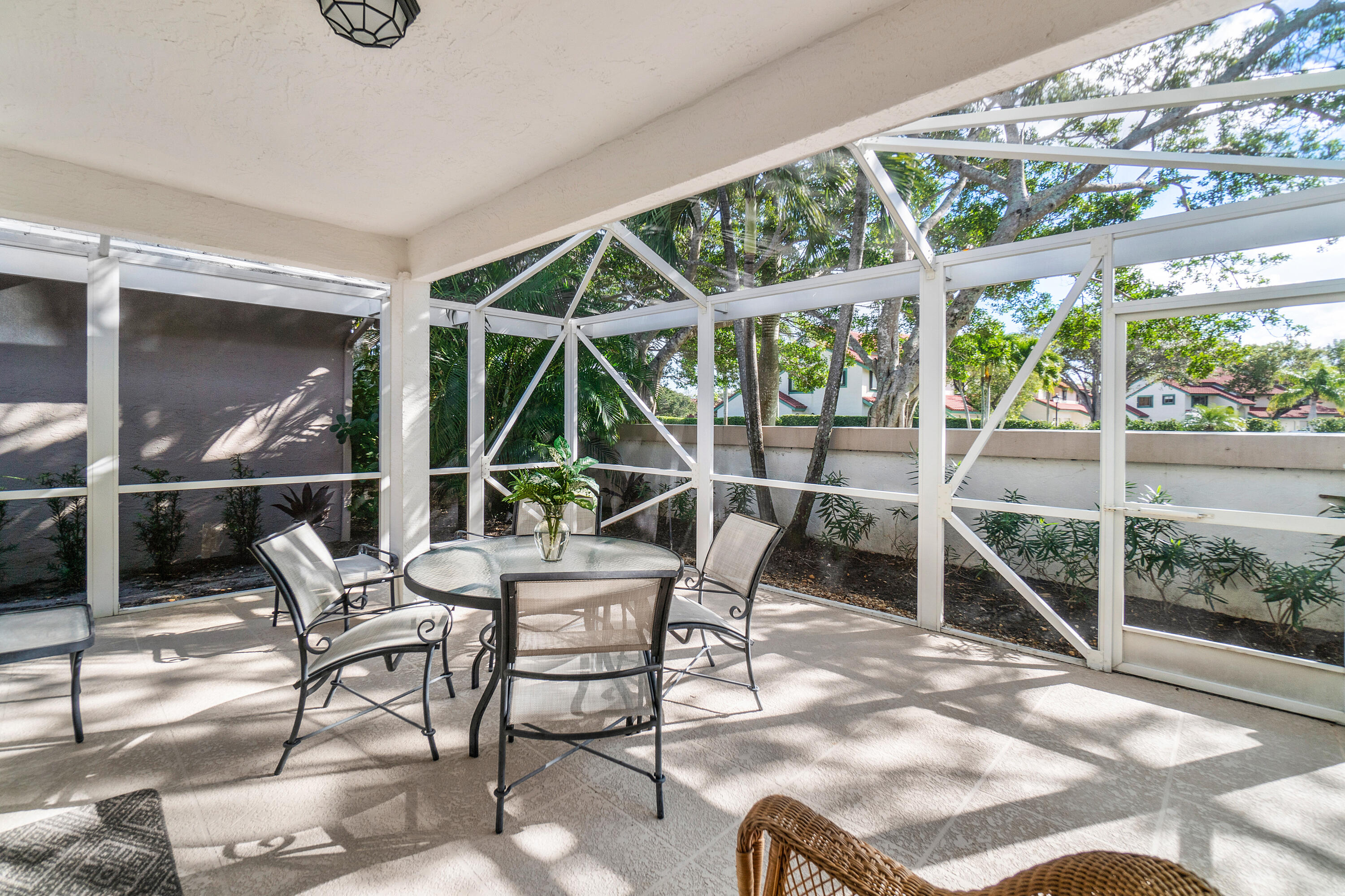 CANTERBURY AT PGA NATIONAL - Residential