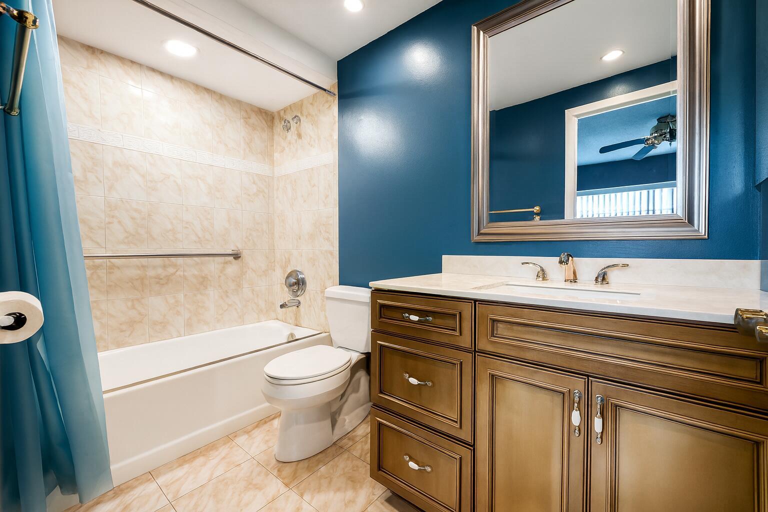 HAWAIIAN GARDENS - Residential