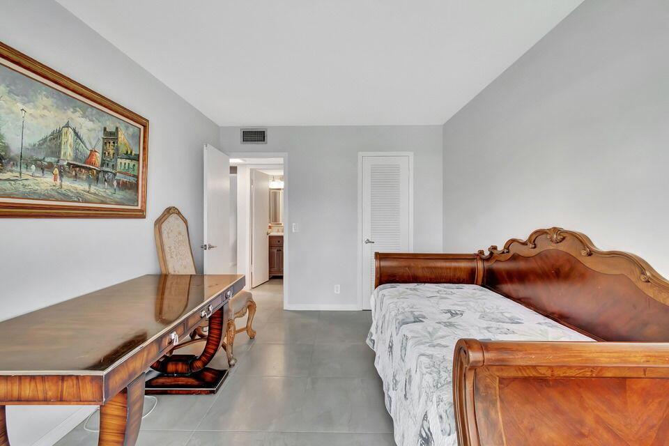 DORSET AT CENTURY VILLAGE - Residential