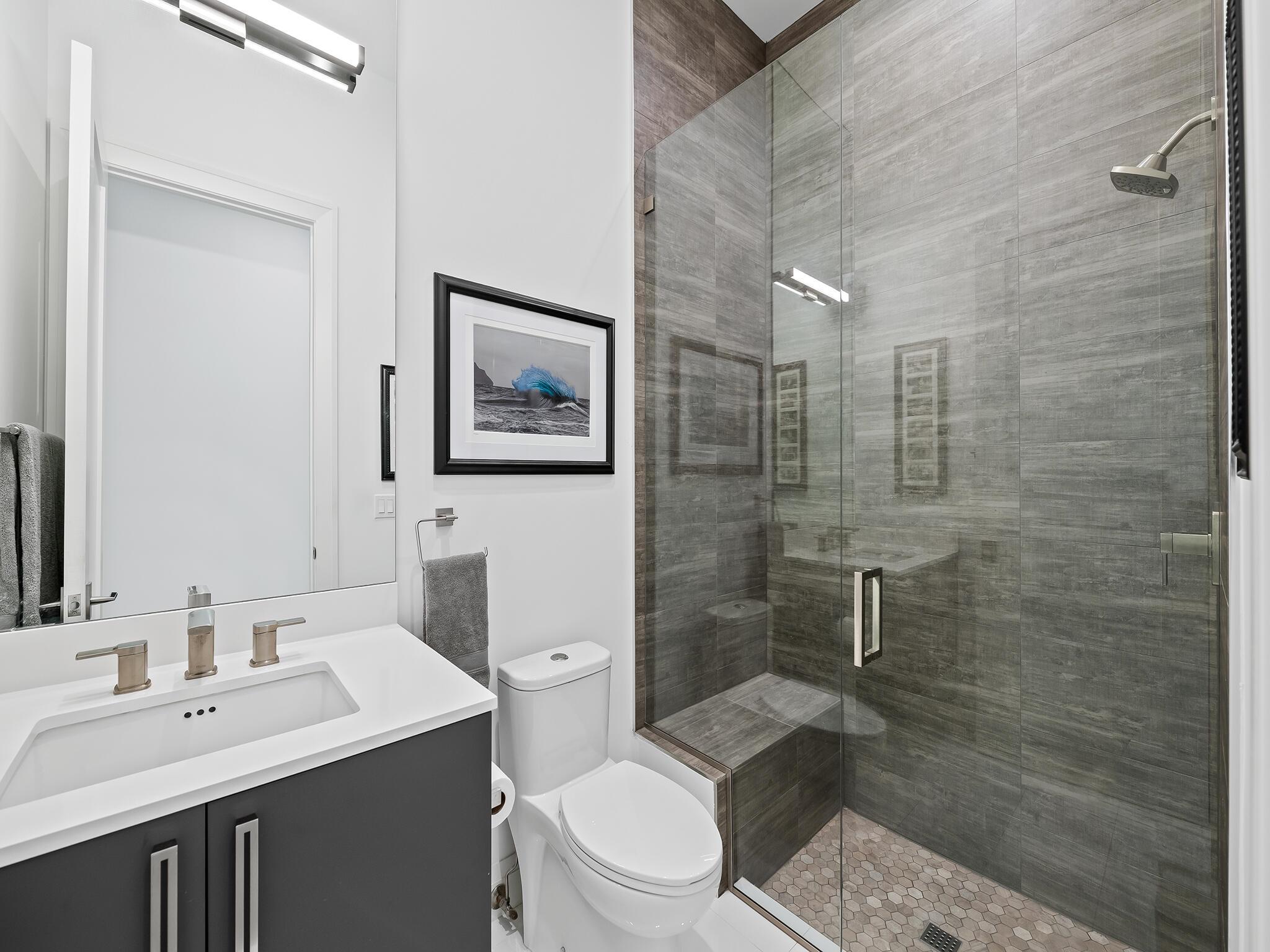 KENMONT FIRST ADD - Residential