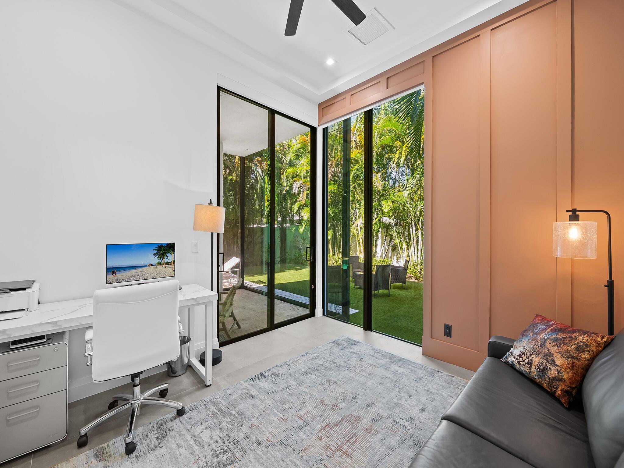 KENMONT FIRST ADD - Residential