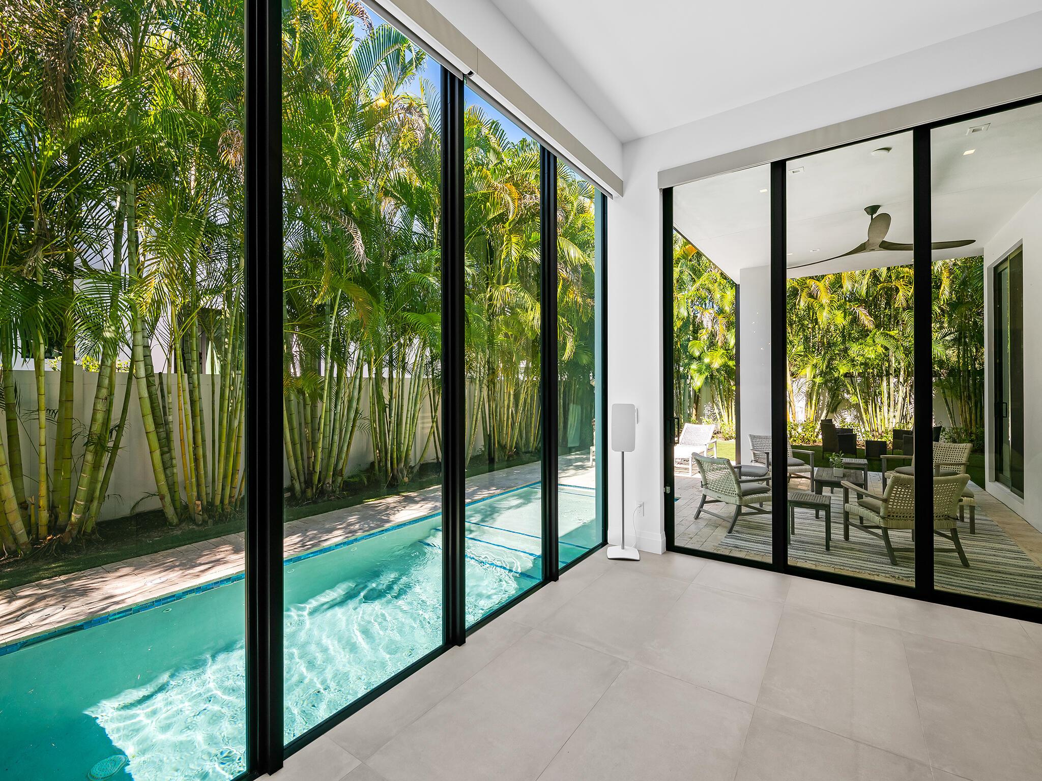 KENMONT FIRST ADD - Residential