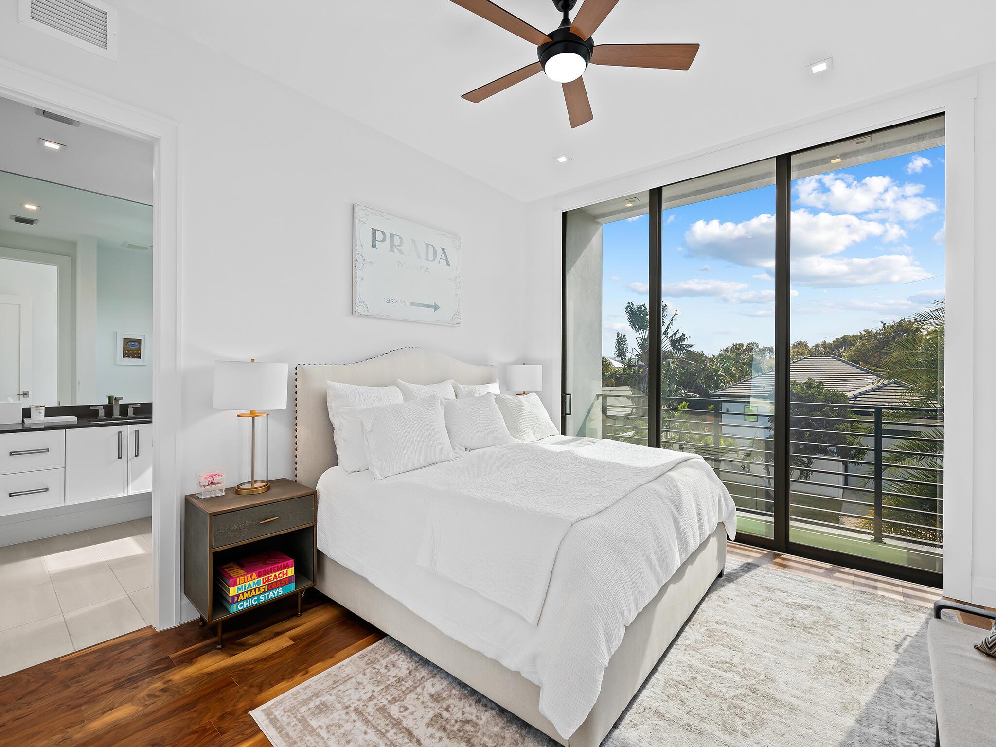 KENMONT FIRST ADD - Residential