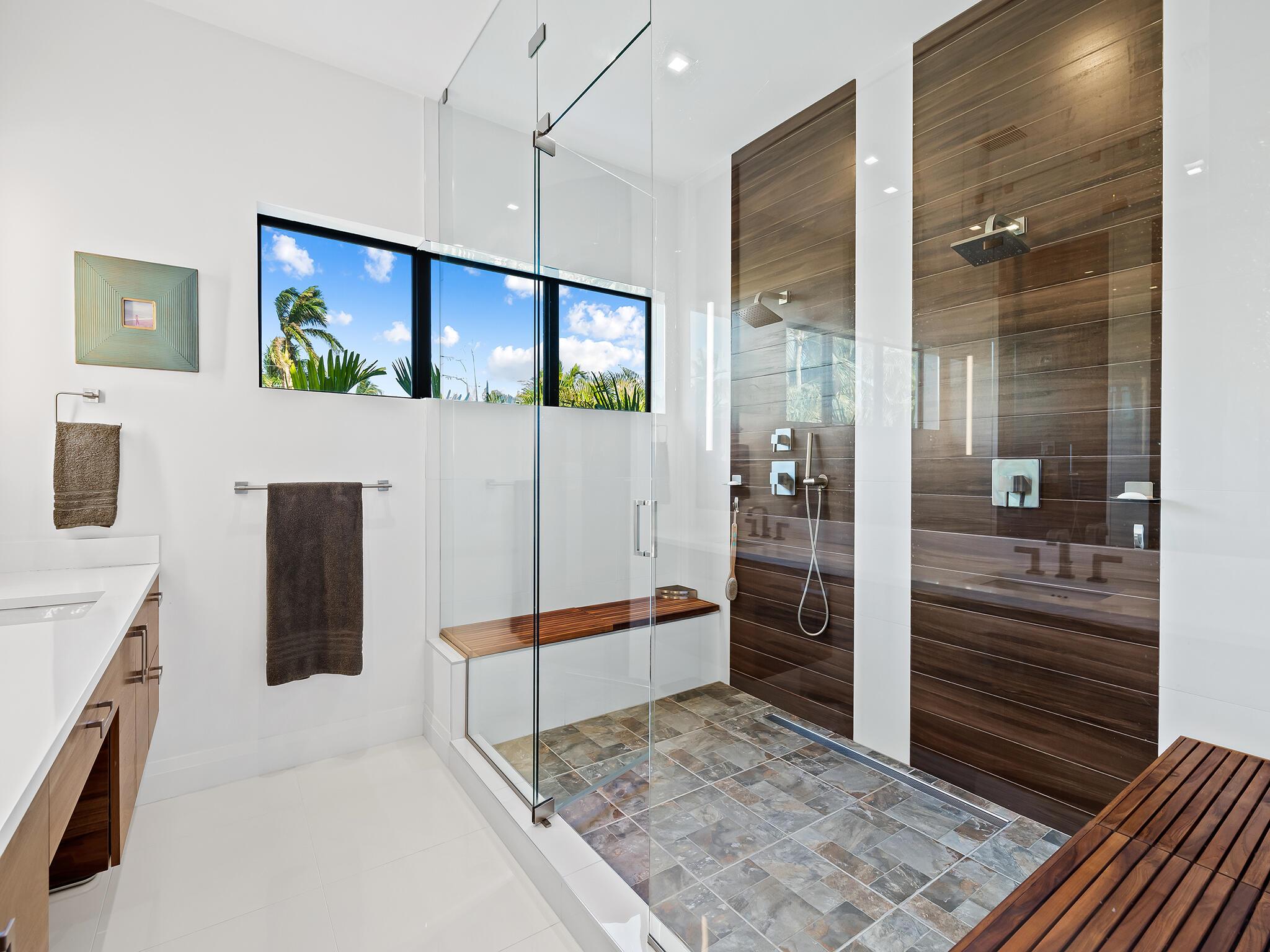 KENMONT FIRST ADD - Residential