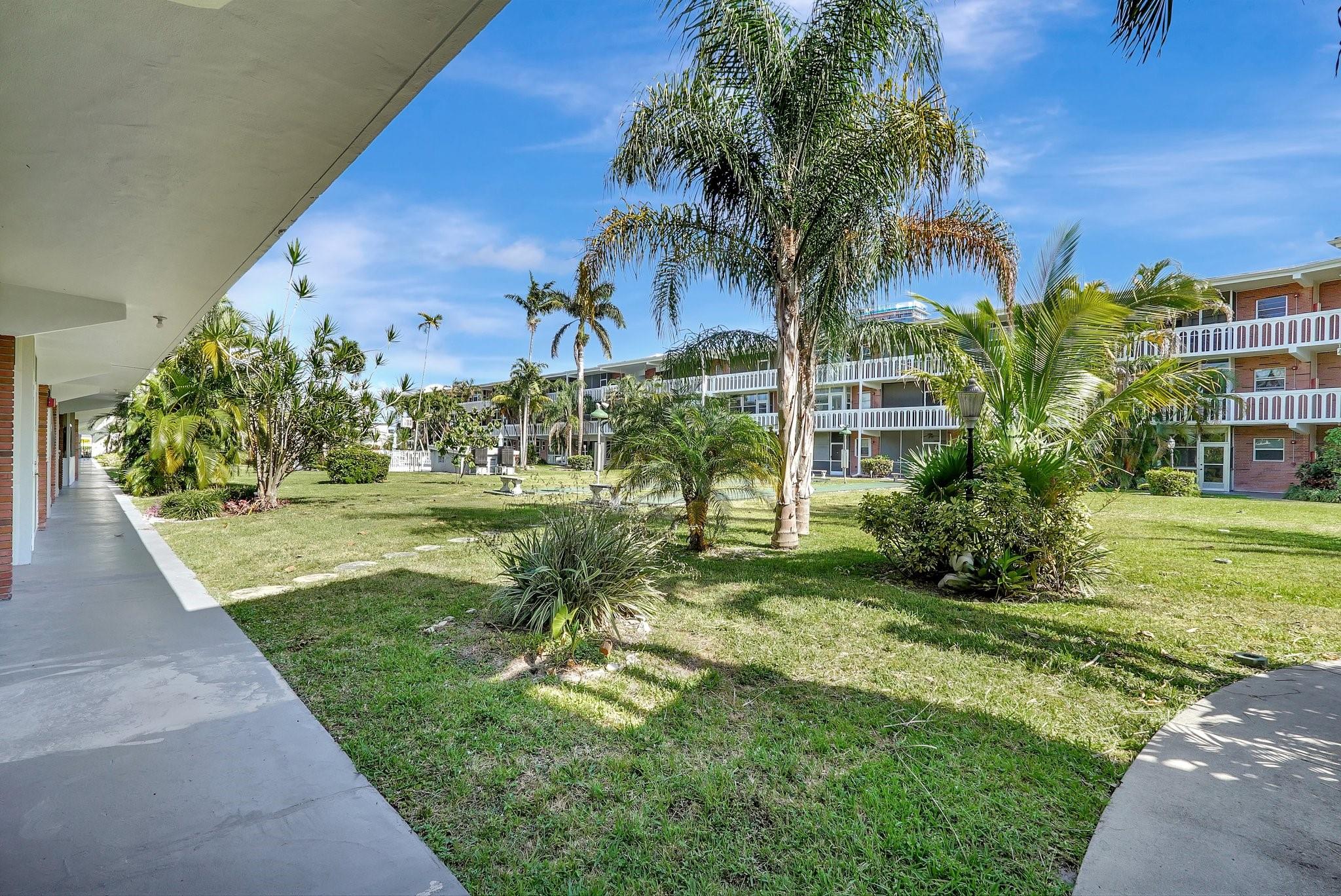 Eldorado Country Club Tow - Residential Lease