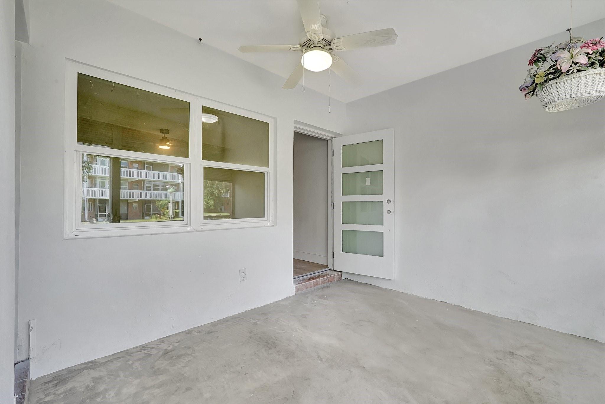 Eldorado Country Club Tow - Residential Lease