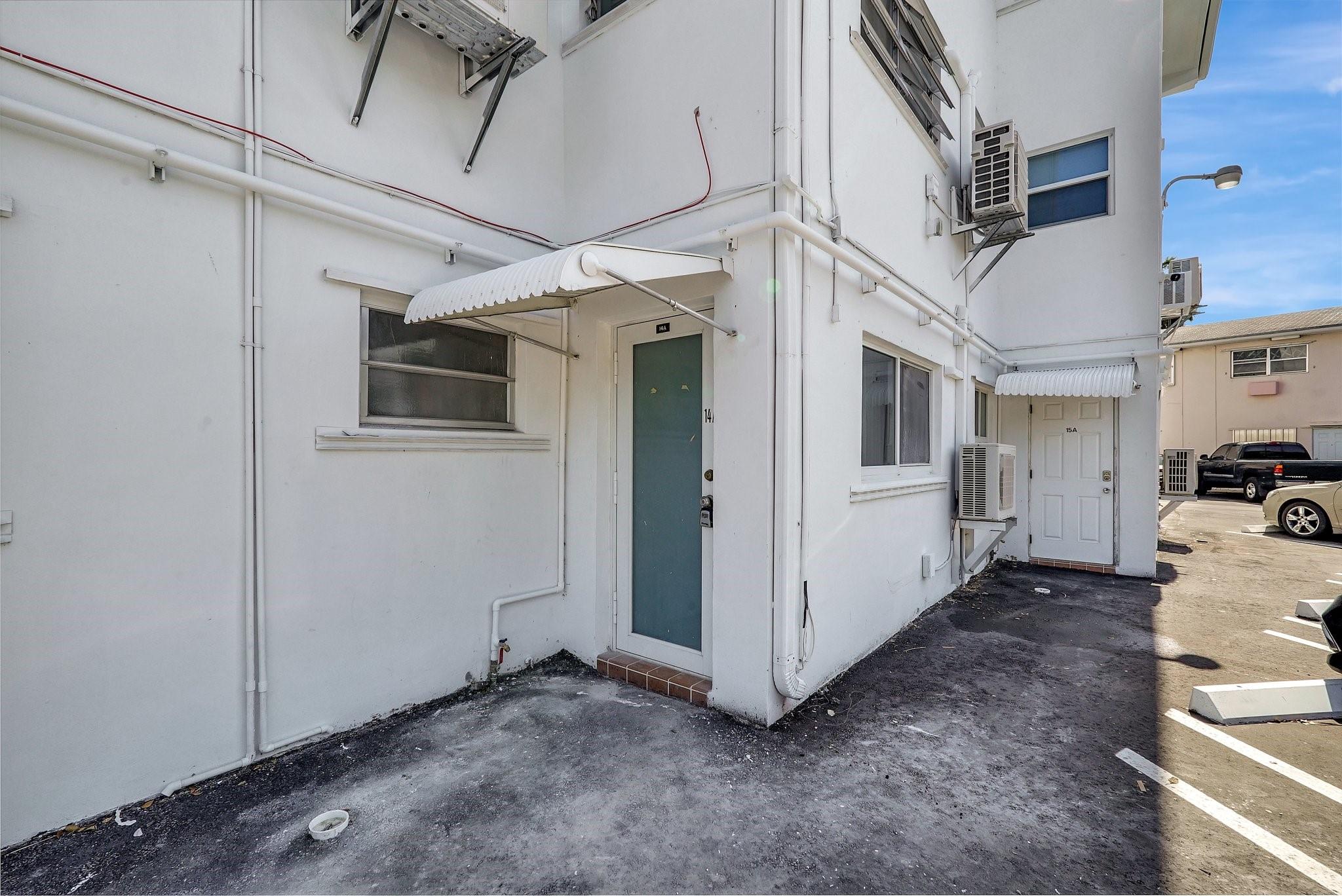 Eldorado Country Club Tow - Residential Lease