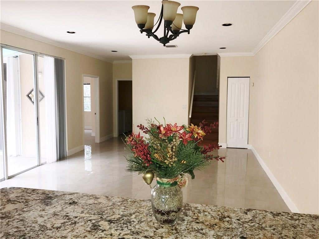 Photo of 1295 WEEPING WILLOW Way #1295, Hollywood, FL 33019 (MLS # B26060798)