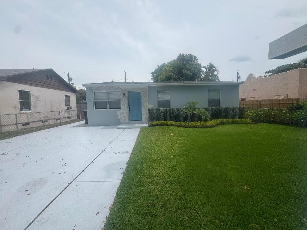 HILLSIDE PARK - Residential Lease