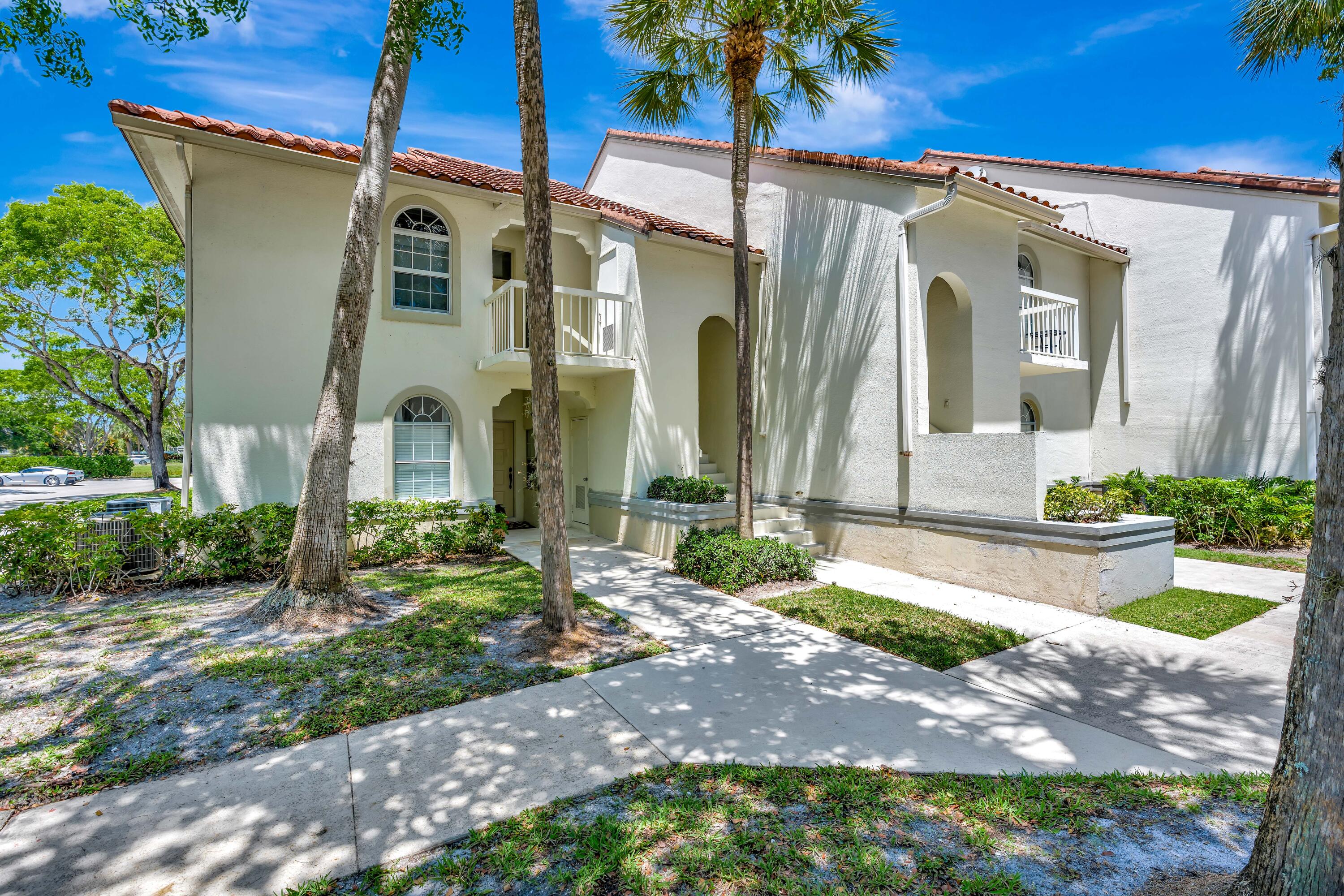 MEADOWBROOK AT PGA CONDO - Residential