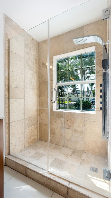 Flamingo Estates 150-6 B - Residential