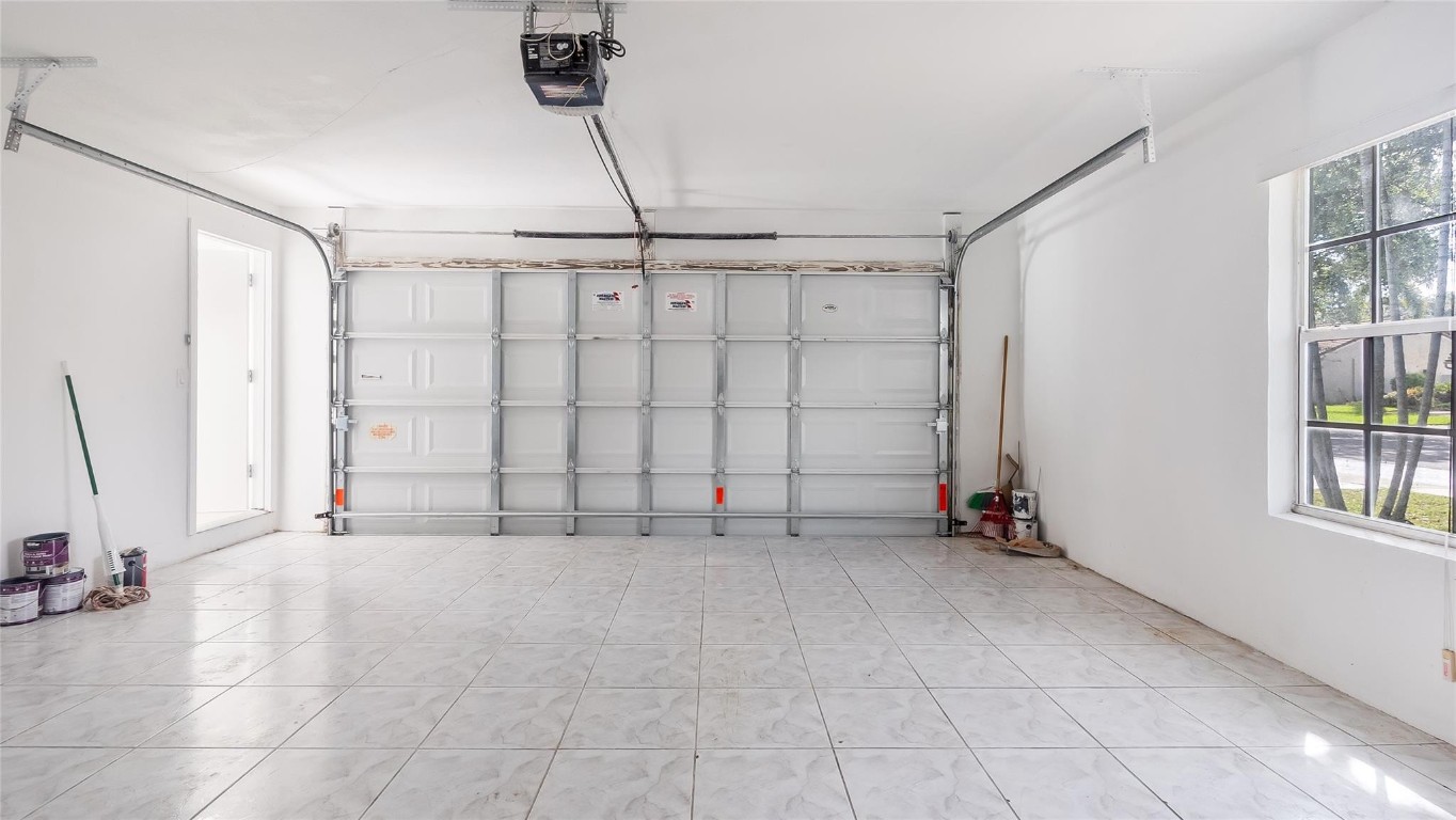 Flamingo Estates 150-6 B - Residential