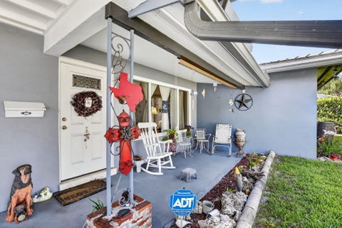Tiny photo for 4760 NE 5th Avenue, Oakland Park, FL 33334 (MLS # B26046622)