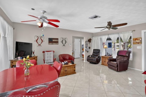 Tiny photo for 4760 NE 5th Avenue, Oakland Park, FL 33334 (MLS # B26046622)