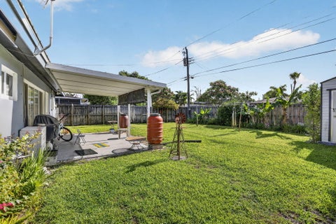 Tiny photo for 4760 NE 5th Avenue, Oakland Park, FL 33334 (MLS # B26046622)