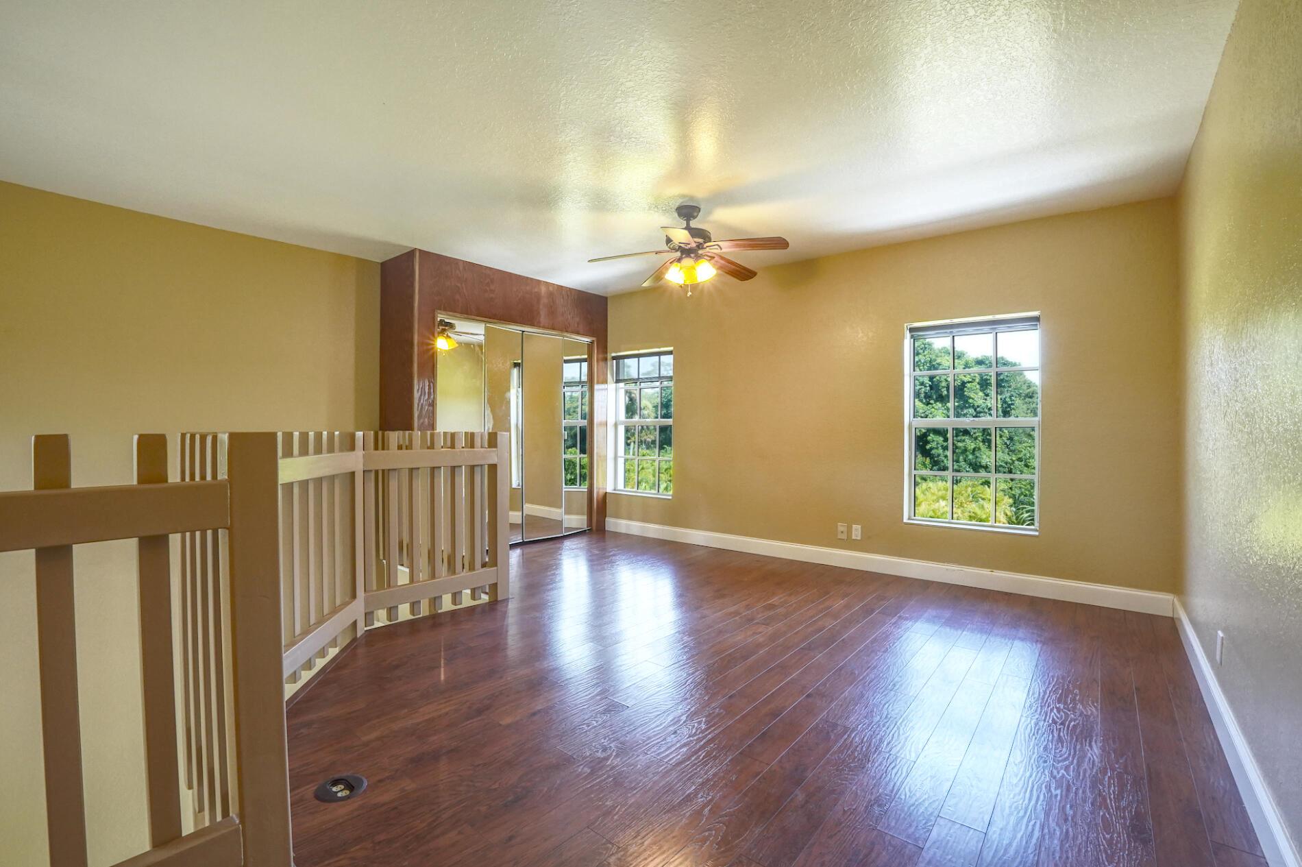 LOXAHATCHEE GROVES - Residential