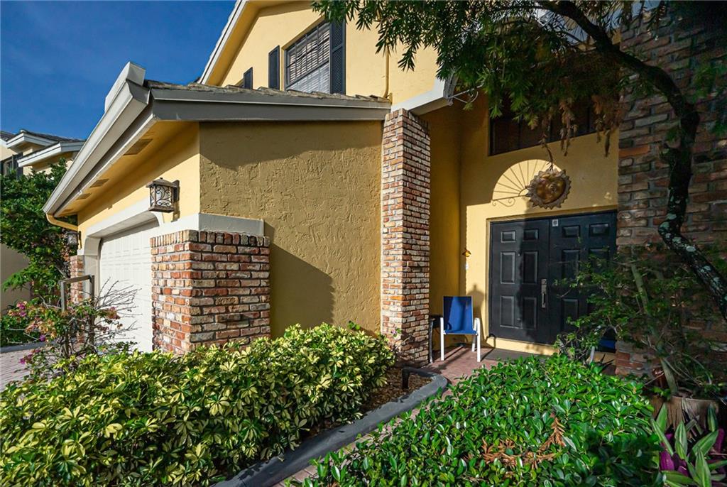 Country Club Village 110- - Residential