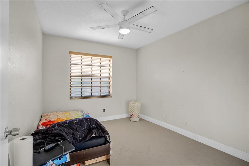 Country Club Village 110- - Residential