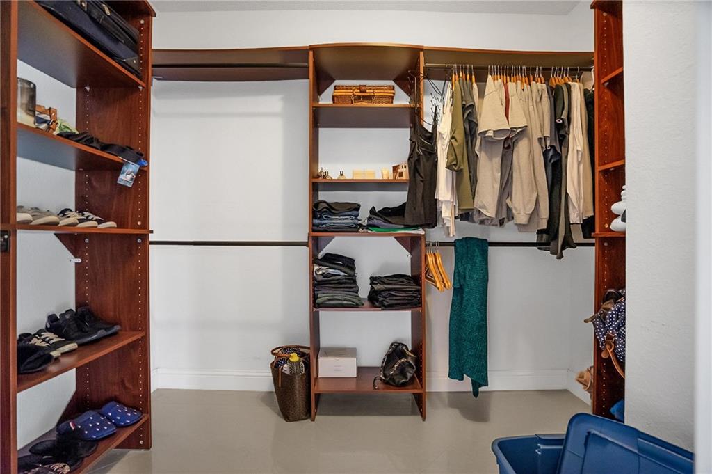 Country Club Village 110- - Residential