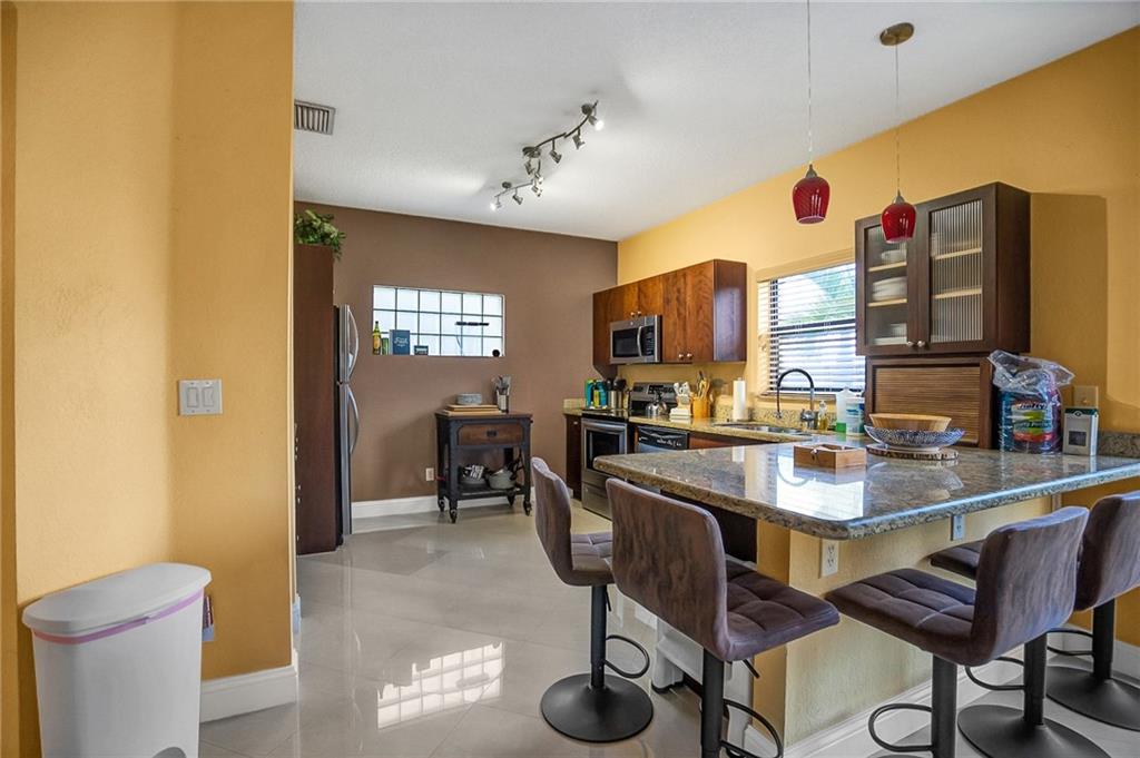 Country Club Village 110- - Residential