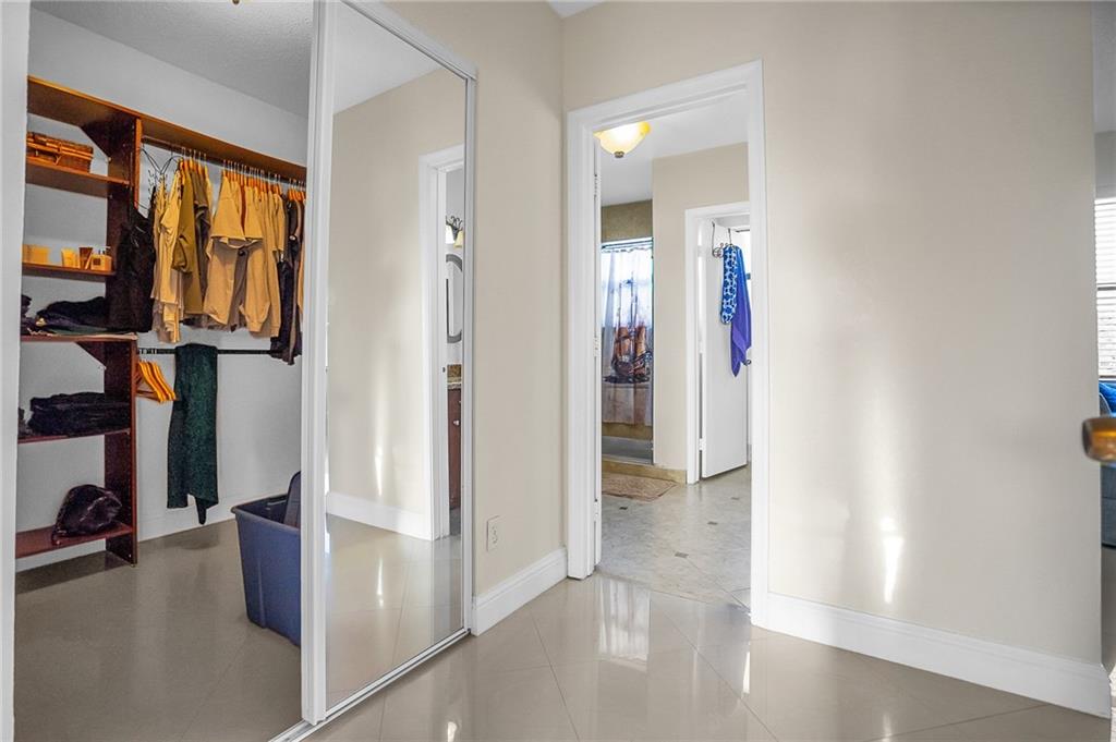 Country Club Village 110- - Residential