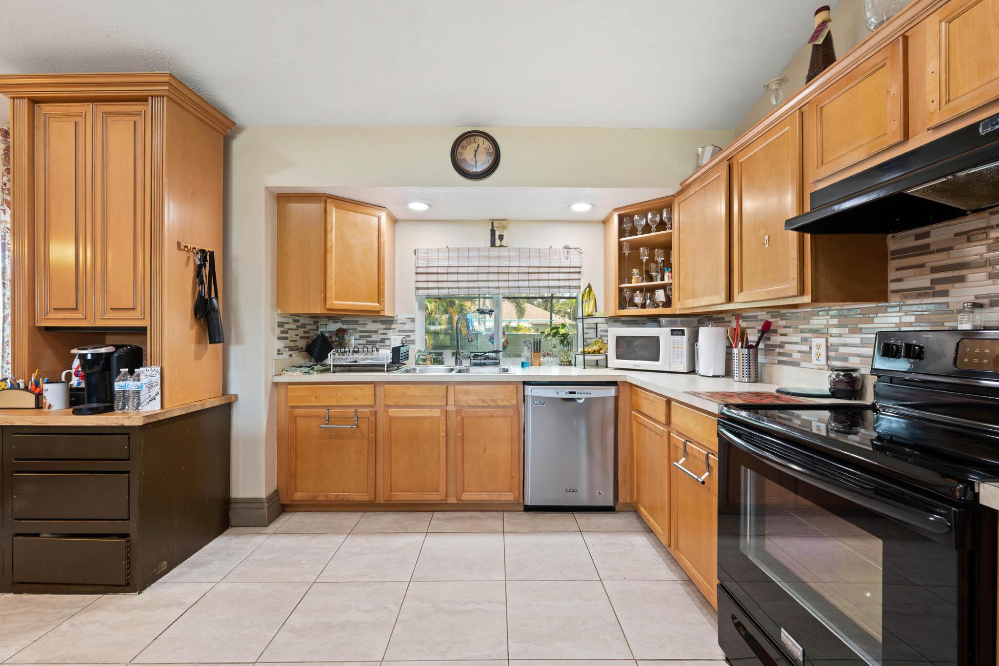 PORT ST LUCIE-SECTION 25 - Residential