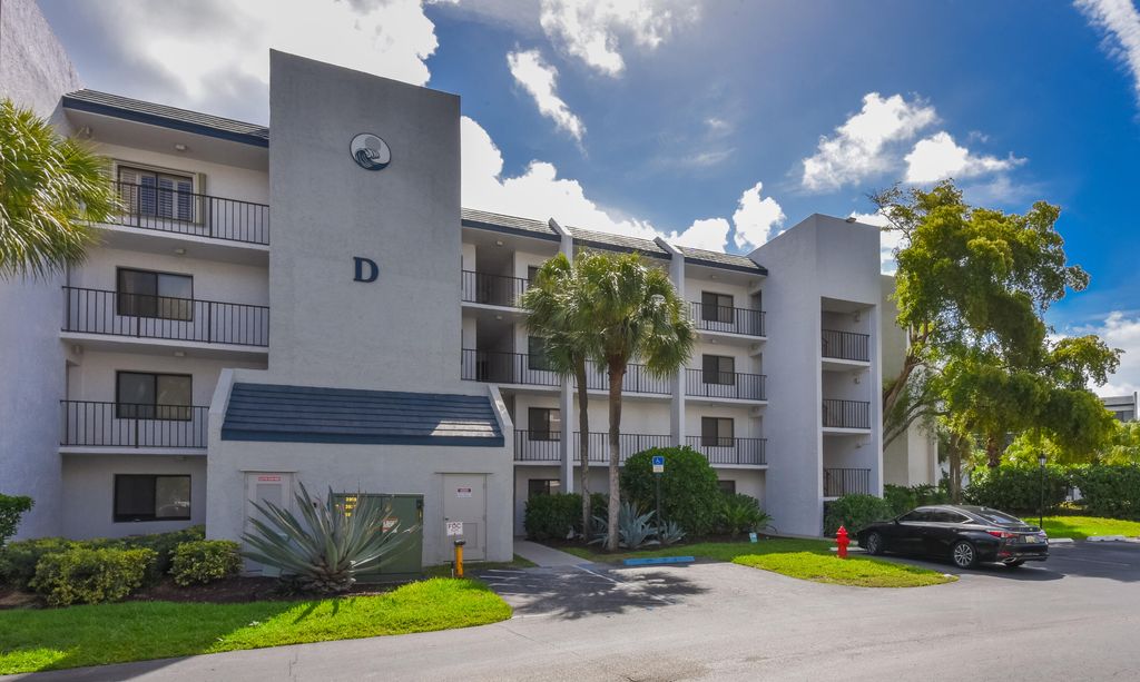 Photo of 1605 Us-1 #D305, Jupiter, FL 33477 (MLS # B26024803)