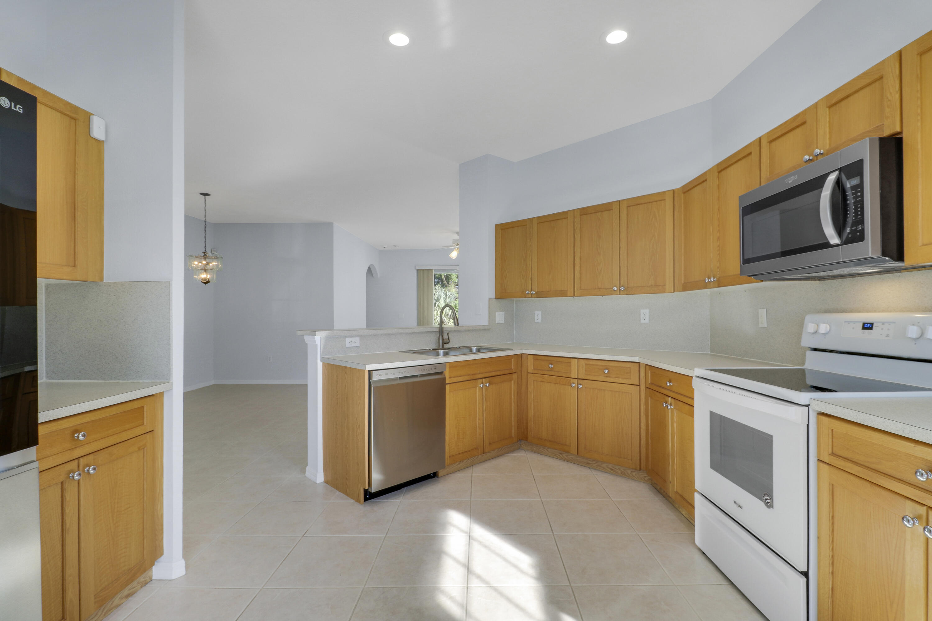 LAKEFOREST AT ST LUCIE WEST PHASE VI - Residential