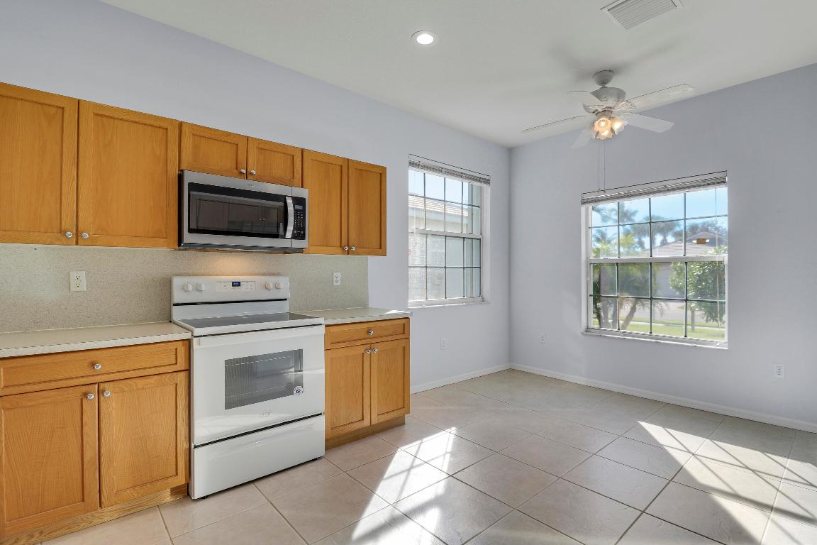 LAKEFOREST AT ST LUCIE WEST PHASE VI - Residential