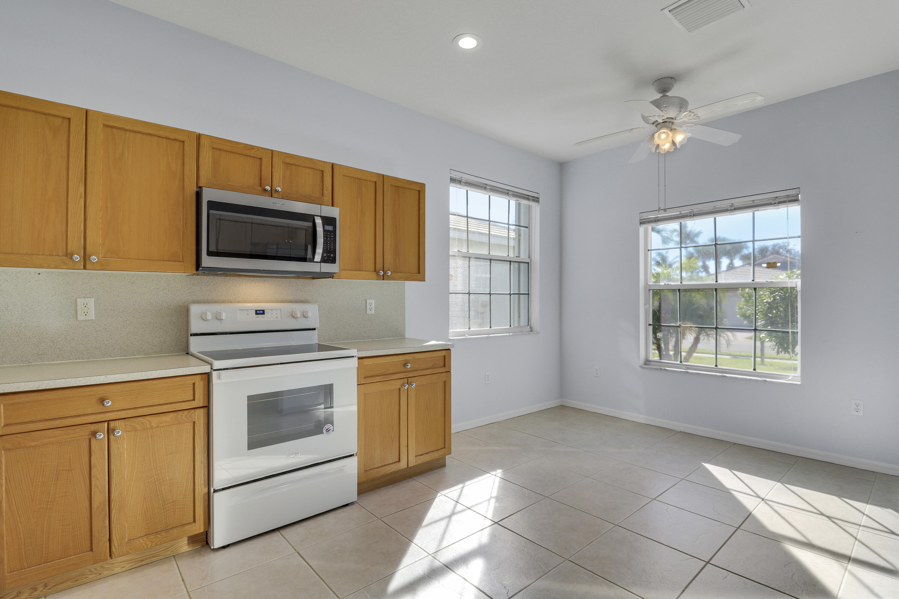 LAKEFOREST AT ST LUCIE WEST PHASE VI - Residential