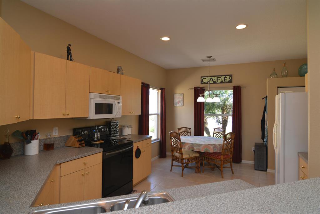 LAKEFOREST POINTE REPLAT - Residential