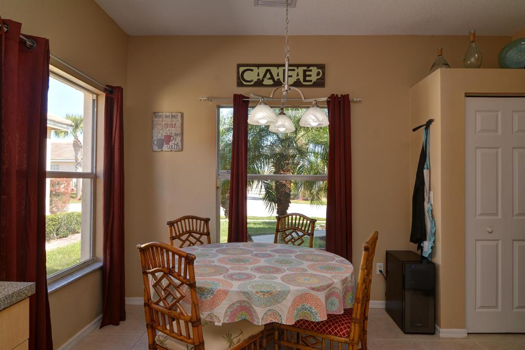 LAKEFOREST POINTE REPLAT - Residential