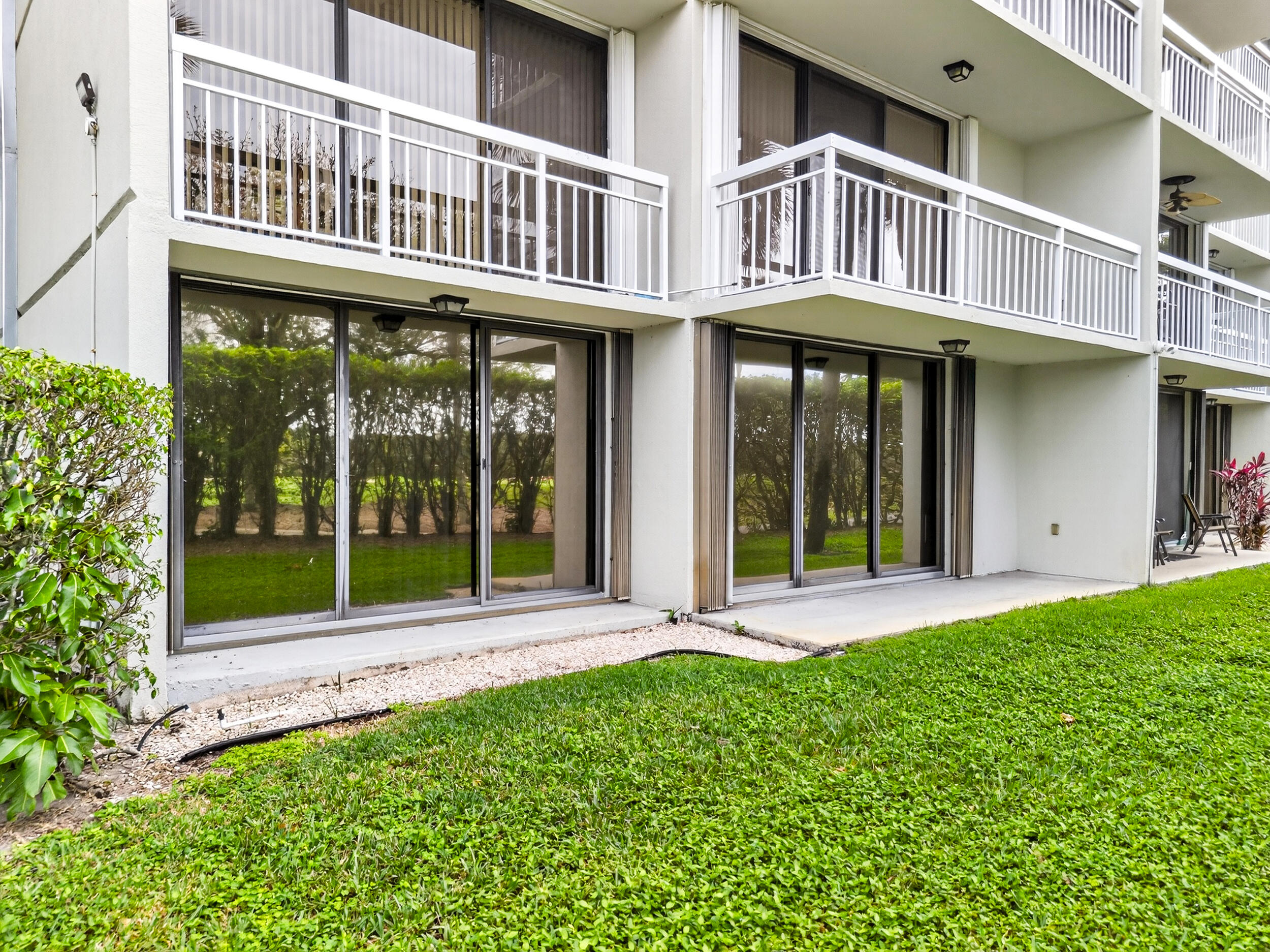 WHITEHALL VILLAGE - Residential Lease