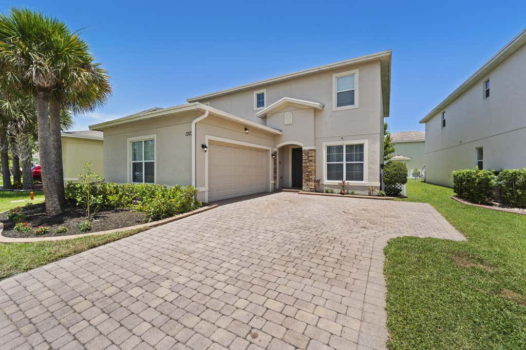 Photo of 1327 NW Leonardo Circle, Port Saint Lucie, FL 34986 (MLS # B26046607)