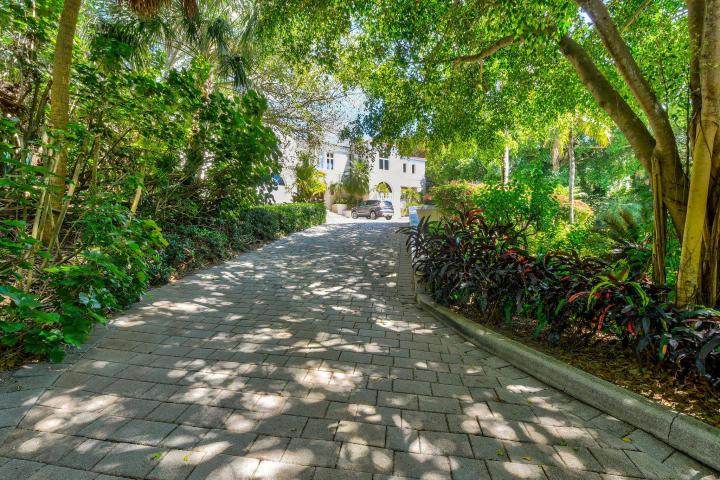 BLOWING ROCKS NO 2 - Residential