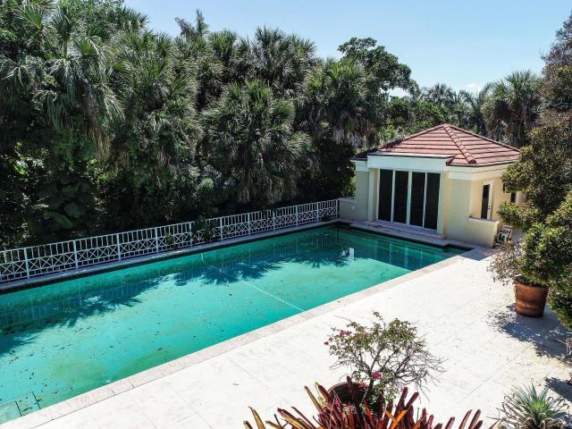 BLOWING ROCKS NO 2 - Residential