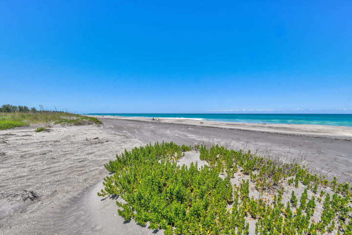BLOWING ROCKS NO 2 - Residential