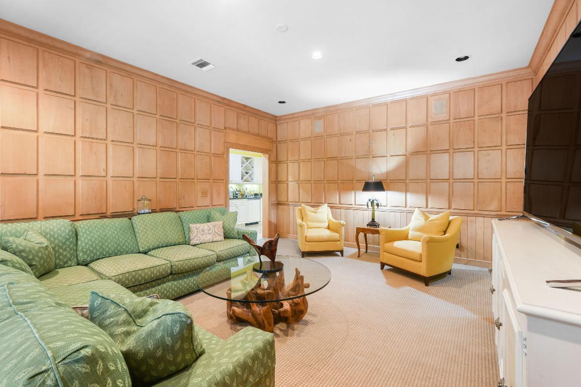 BLOWING ROCKS NO 2 - Residential