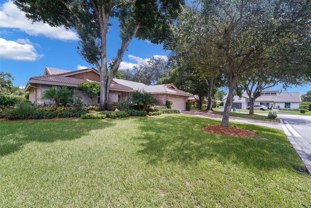 Photo of 8601 NW 56th Street, Coral Springs, FL 33067 (MLS # F10459950)