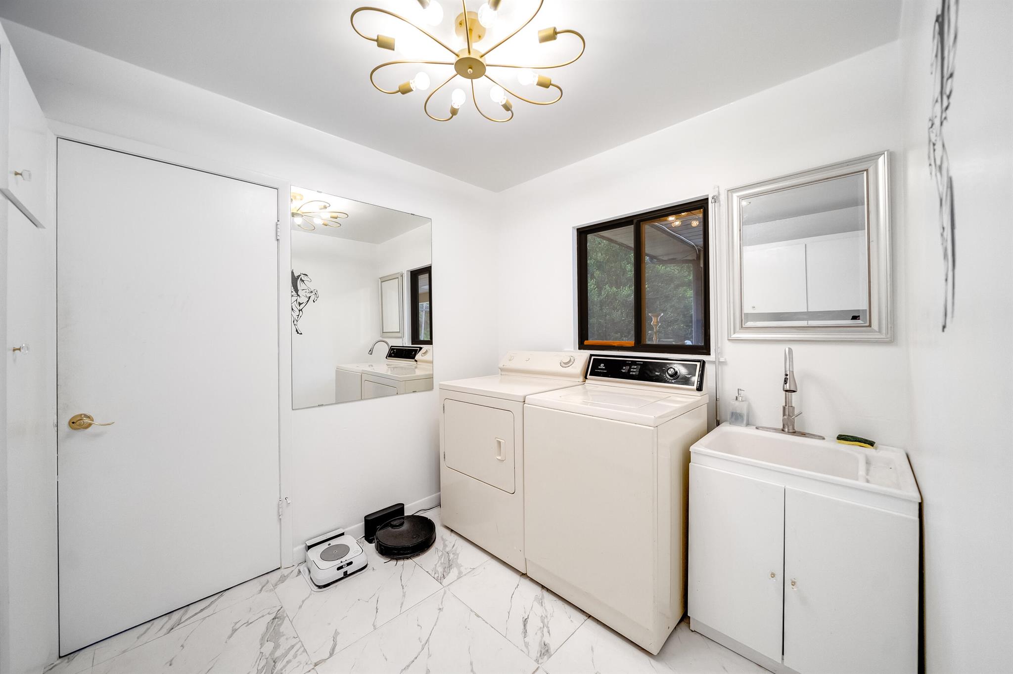 PALM BEACH LITTLE RANCHES - Residential