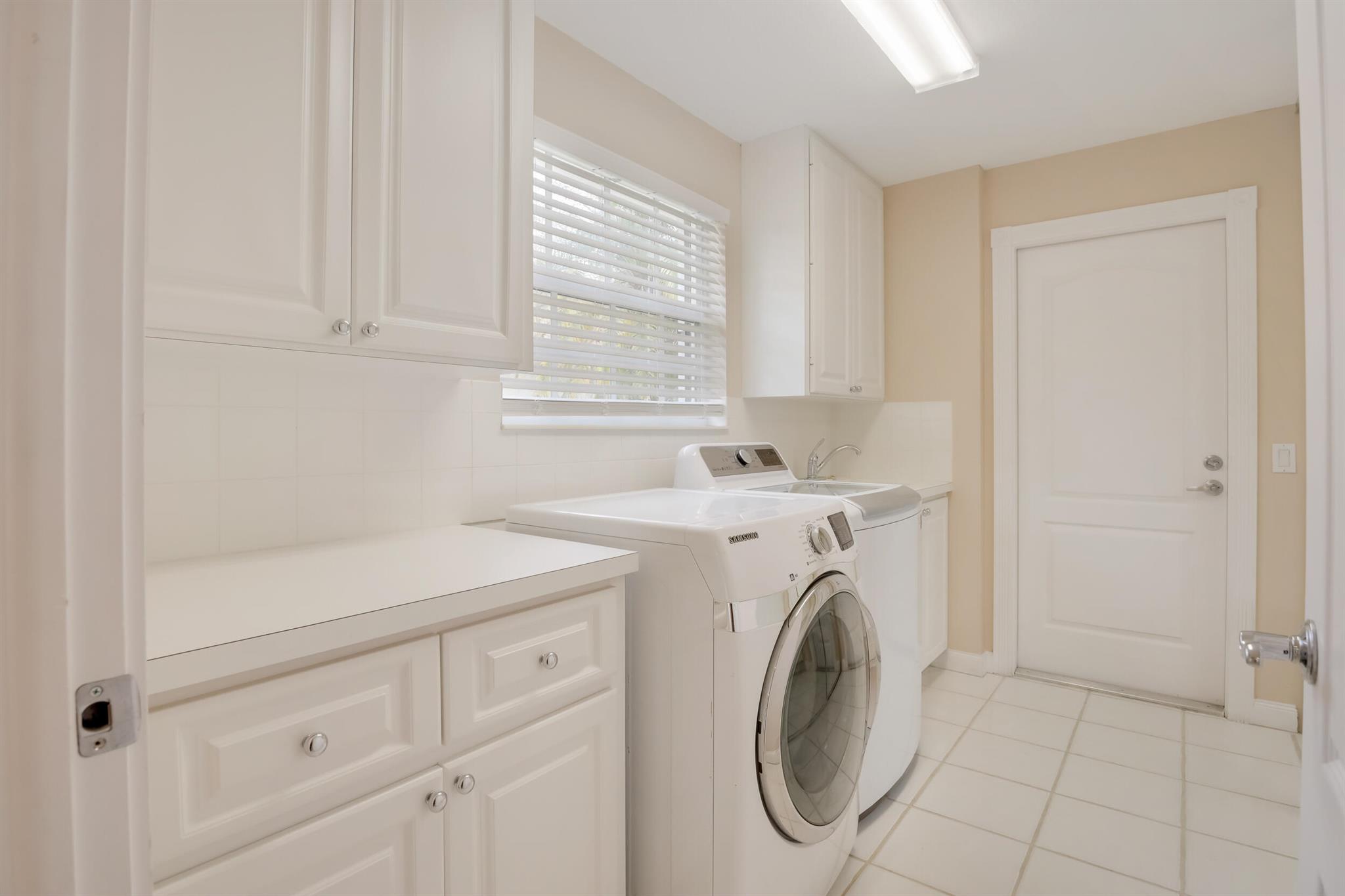 Riverwalk - Residential