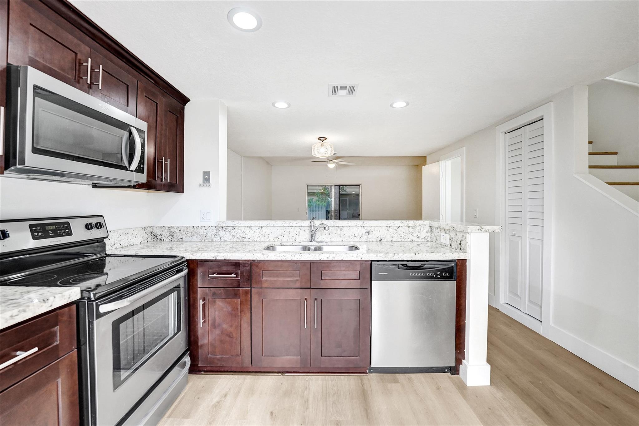 CYPRESS-THIRD PLAT - Residential Lease