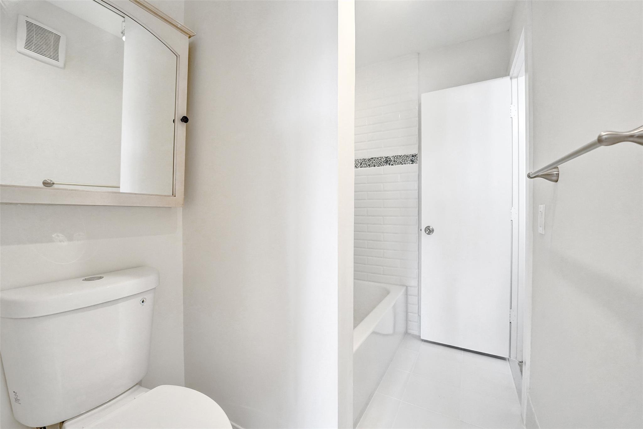 CYPRESS-THIRD PLAT - Residential Lease