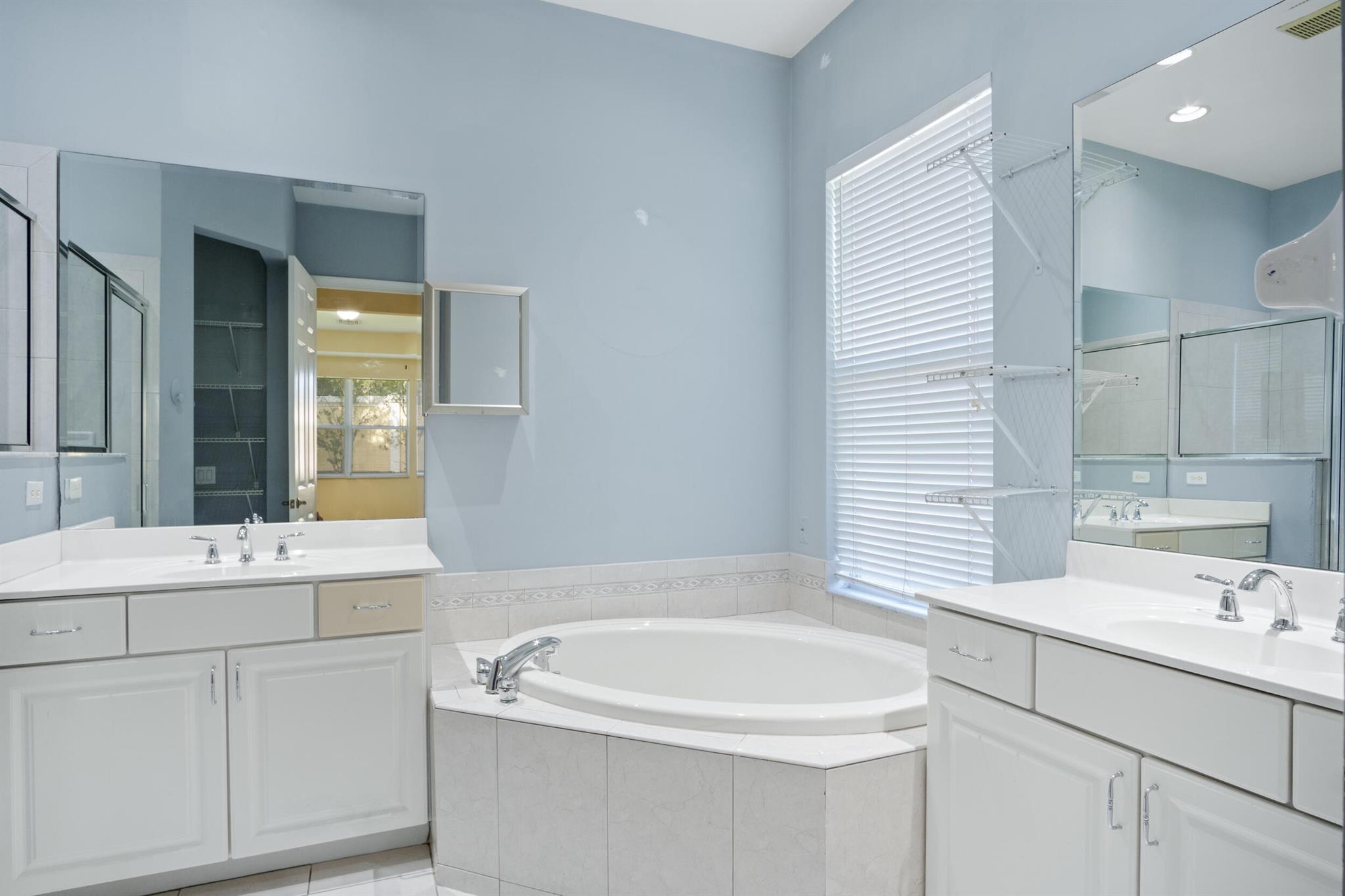 Lake AT PGA - Residential