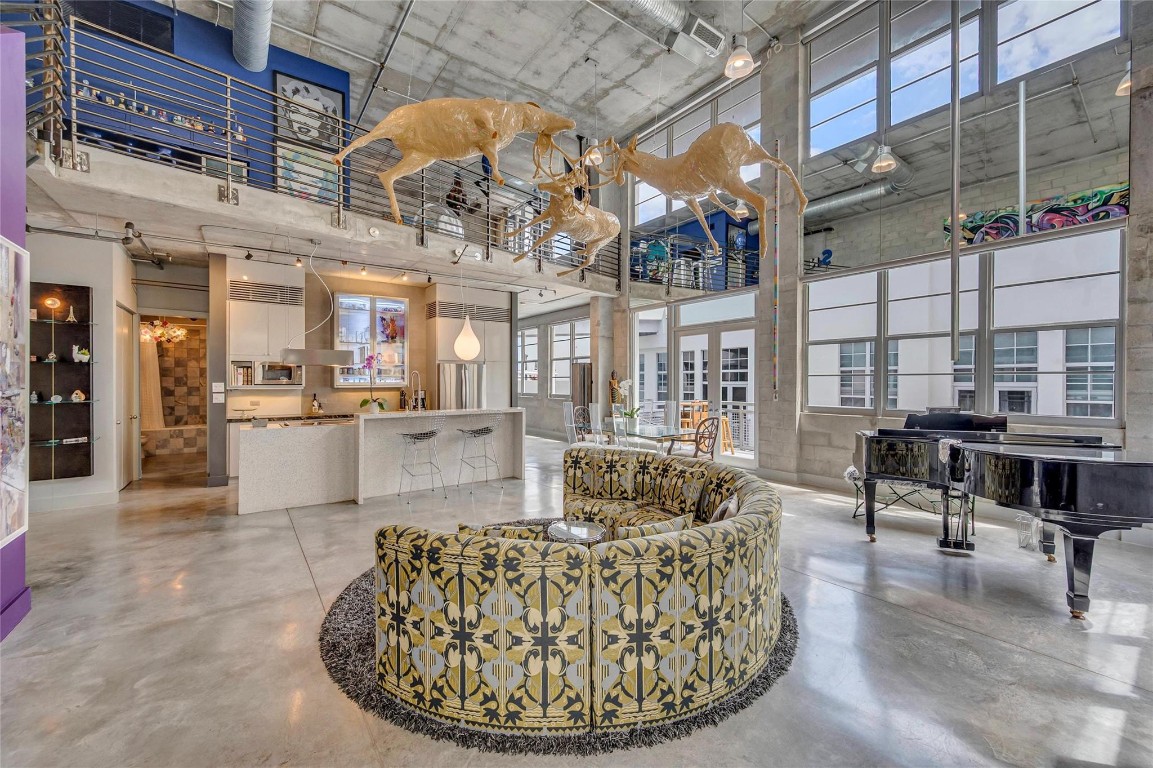 avenue lofts - Residential