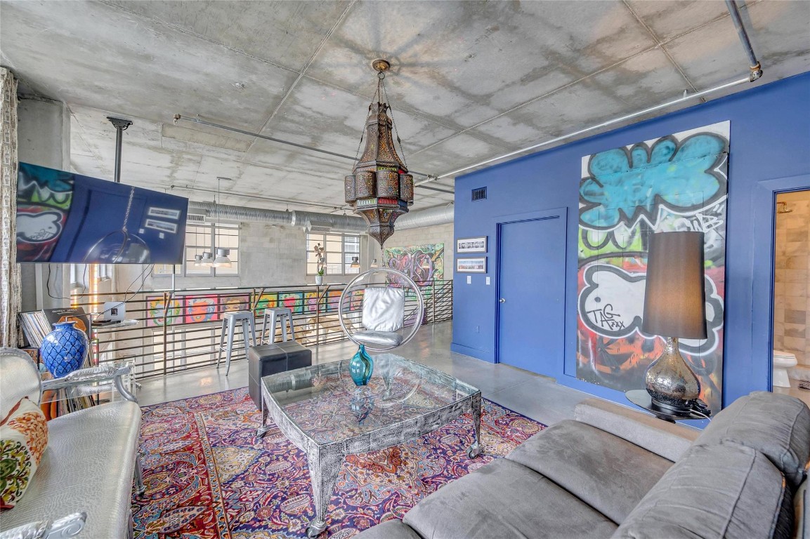 avenue lofts - Residential